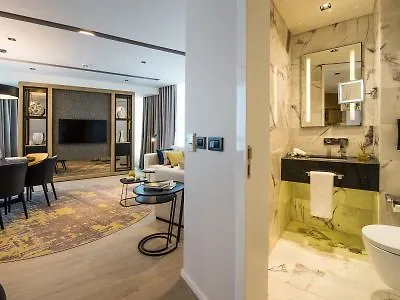 Westside Residences By Rotana Istanbul 4*,